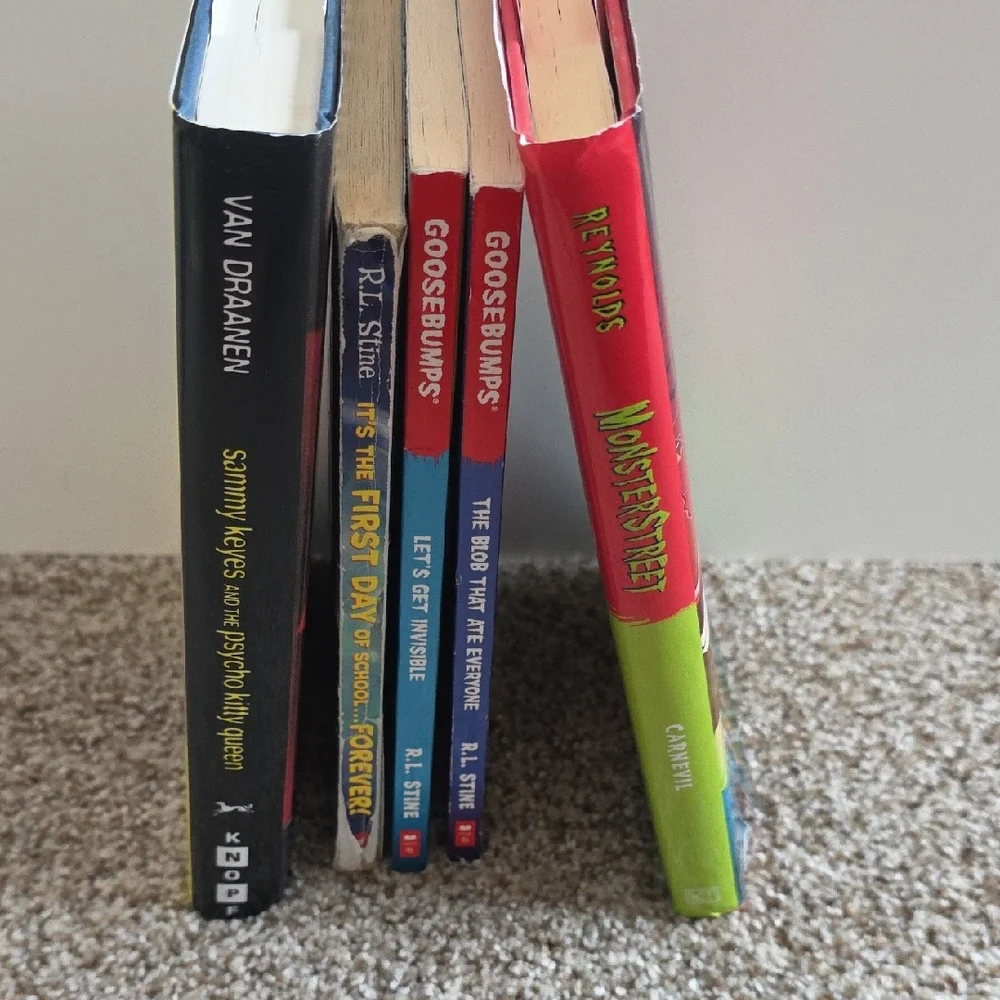 R.L. Stein - Children Thriller Chapter Books Set Of 5 For 9 to 12 Year Olds